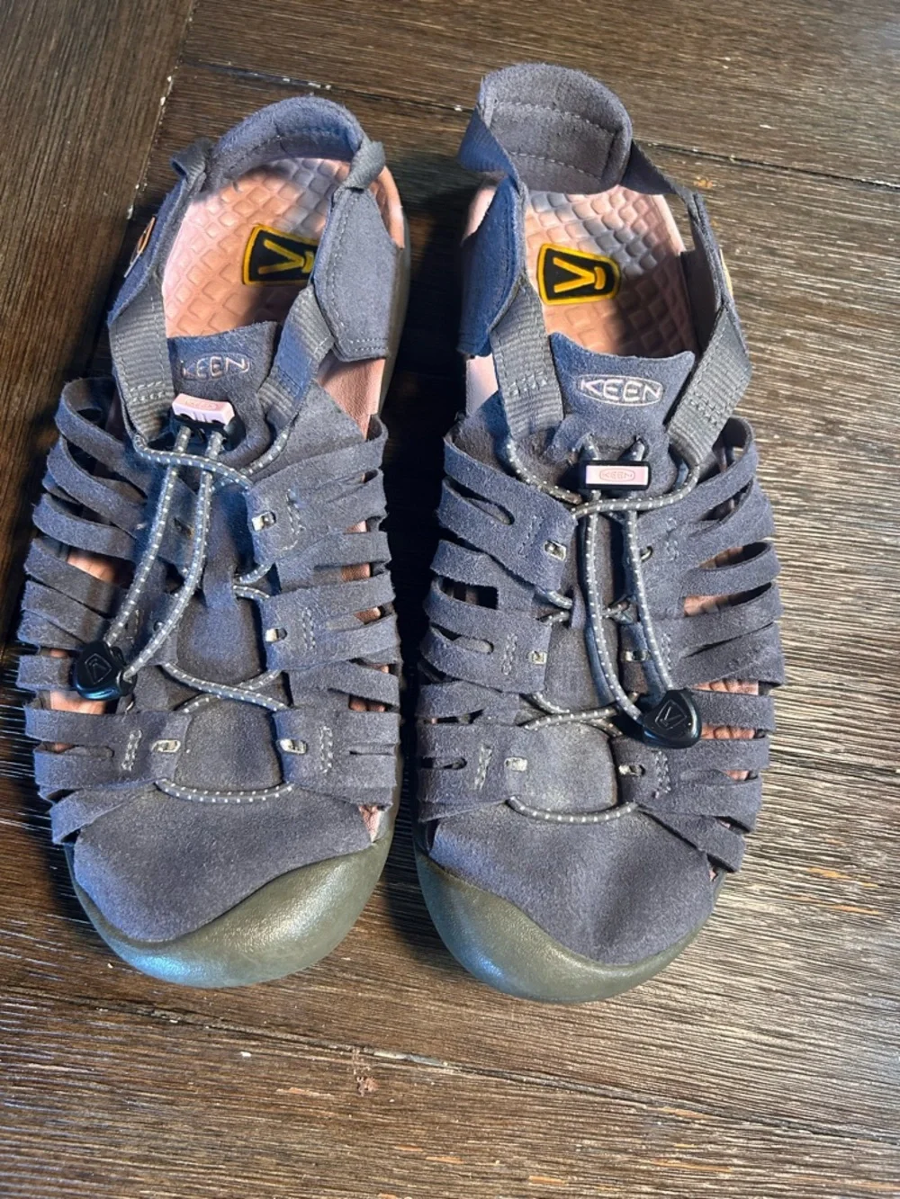 Keen Cypress sandals size 10 - Picture 2 of 11